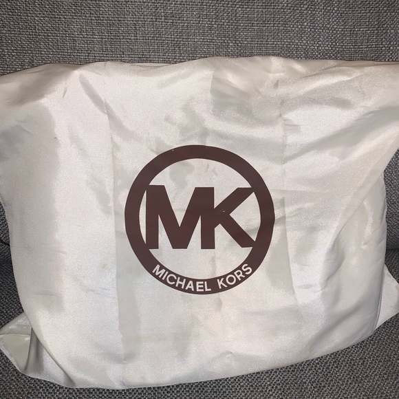 Michael Kors Handbag - Picture 4 of 5